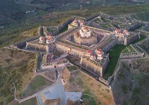 Level 1463 answers Elvas Fortifications